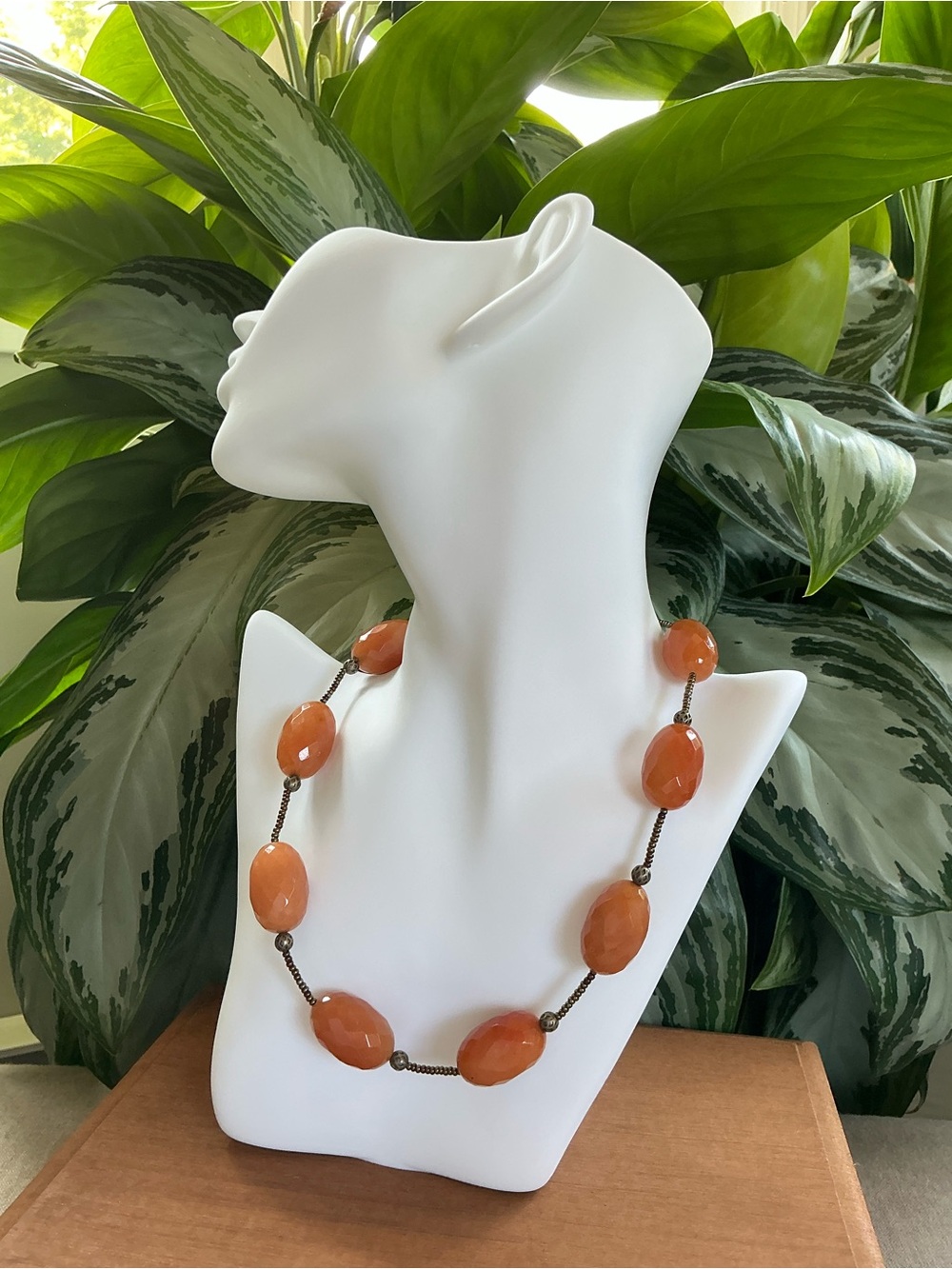 Handcrafted Oval Orange Agate Bead Necklace - Women Jewelry
